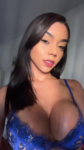 Rebecca Lopes 
