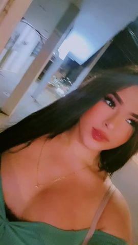 Samantha Row