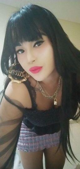 LUVE HOT