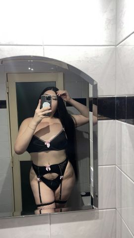 Angeles Vixyn