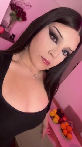 Angeles Vixyn