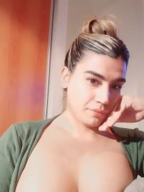 Yasmin  zs