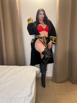Bella Dior