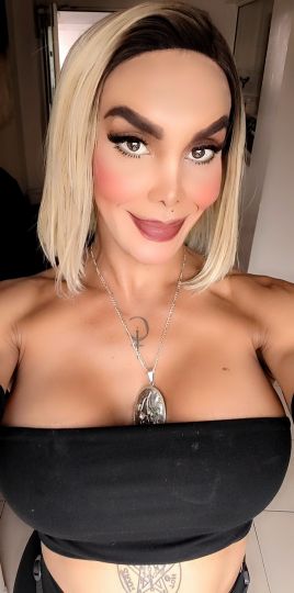 Nelly Ochoa 