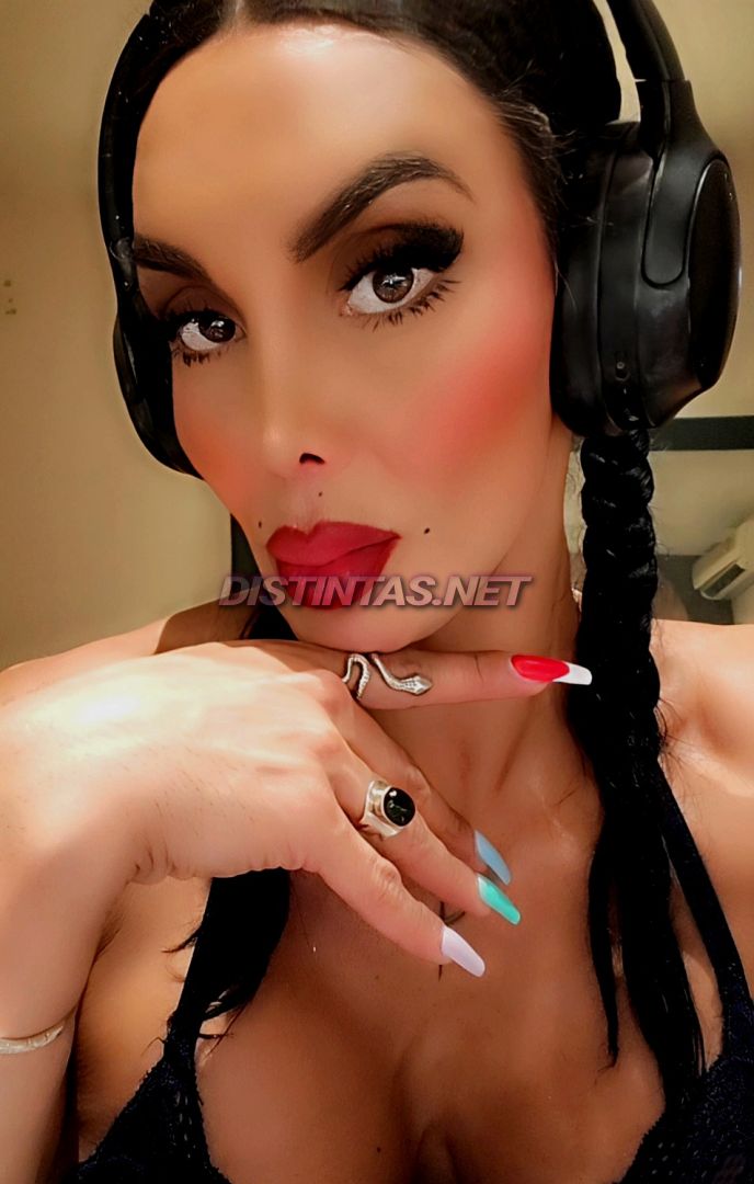 Nelly Ochoa 