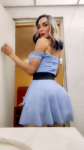 Nelly Ochoa 