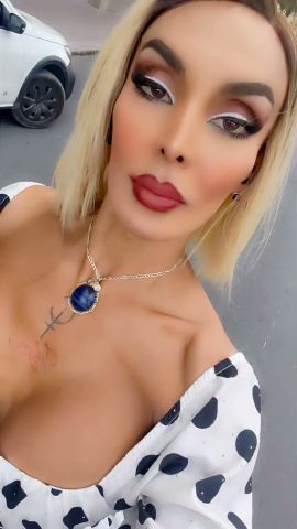 Nelly Ochoa 