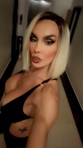 Nelly Ochoa 