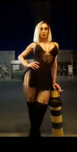Nelly Ochoa 