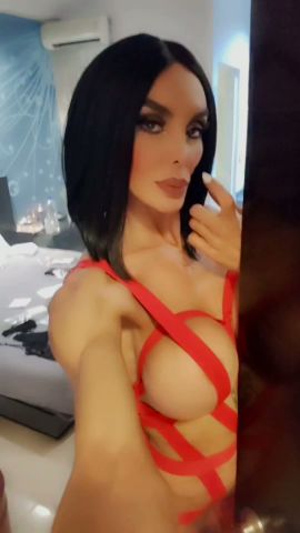 Nelly Ochoa 