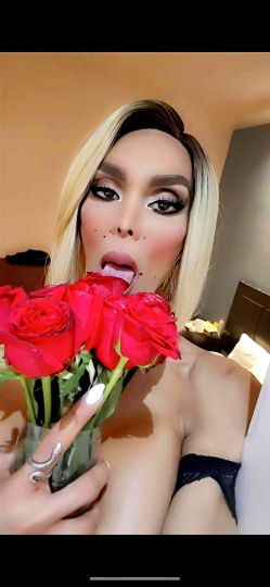 Nelly Ochoa 