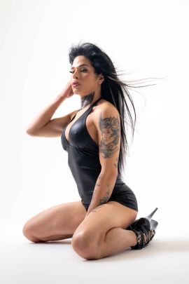 Alondra Latina