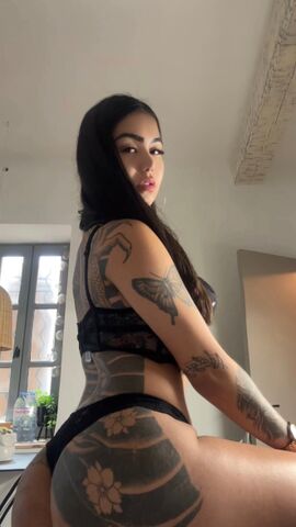 Maria Sexy