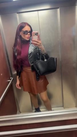 Clara Dominatrix