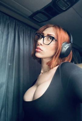 Ashley Thais