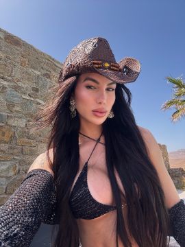 Larissa Angel