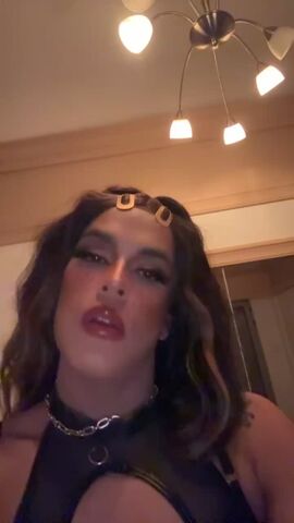 Lia Dominatrix