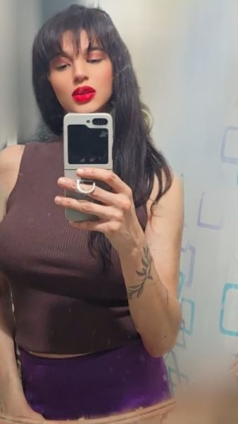 SIMPLICITY >> BEAUTY >> FUN
DISCRETION ..🙏✅️
Plus ds photos privee 
Vigra 🤫 poperse 🫦
Que des sérieux svp 
Plan sans prise de tête 
PAS DS VIDEOS XX STP !!! Cest hors question 
Tres propre et class 
Les Photos xx EN PRIVEE 
Disponible avec local 
Supper 🔥 
Massage crop a corp 
Local comfortable..climatisée ..chauffée 
Actif / passif 
Quelqu'un de confiance et très propre & smart 💋