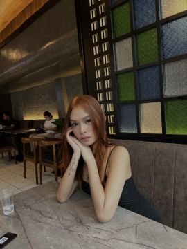 Chloe Emsly