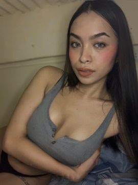 Chloe Emsly