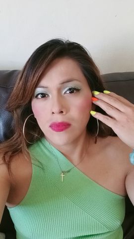Lezly
