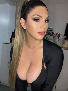 Nicole J