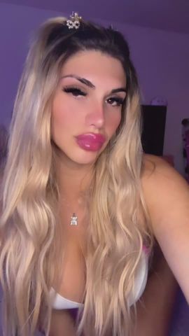 Nicole J