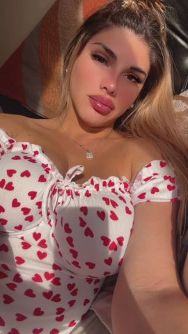 Nicole J