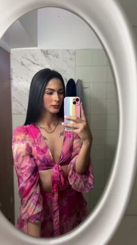 Vivi Leal