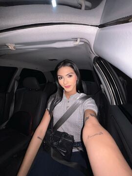 Vivi Leal