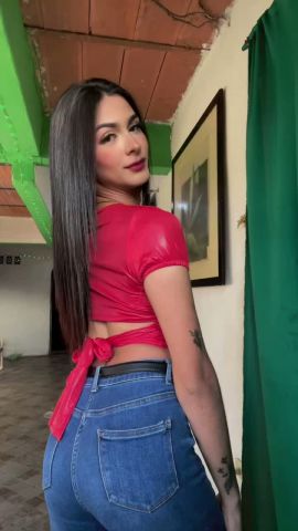 Vivi Leal