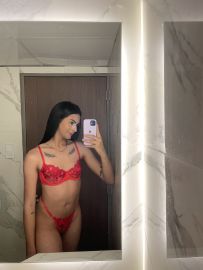 Vivi Leal