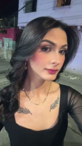 Vivi Leal