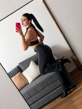 Roxi Co