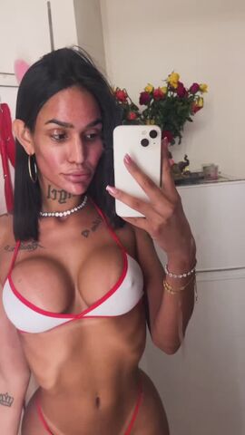 Angela Lorrane