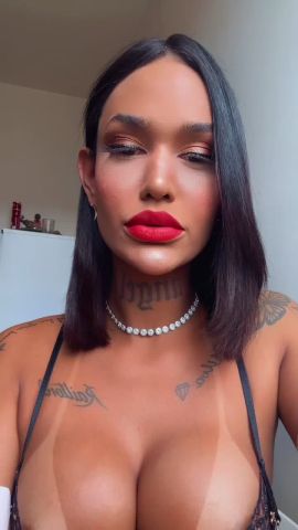 Angela Lorrane