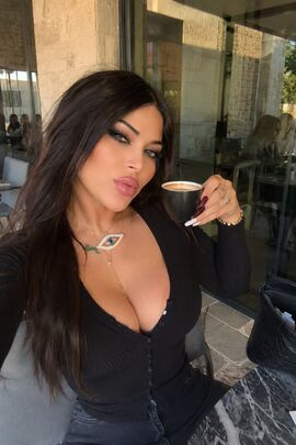 Youmi Sexy