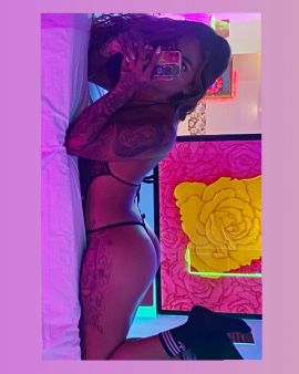 Nicole La Mexicana