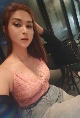 Chloe Santos