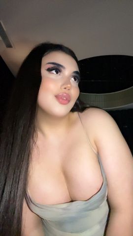  Bella