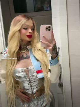 Mia Parra