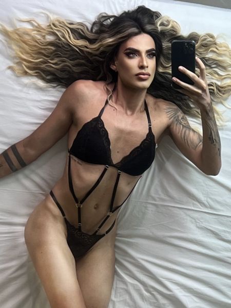 Trans eskortlar
 Maya Lins  	 Pouso Alegre