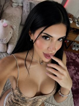 Nicole Vip