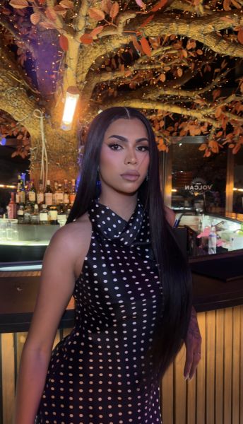 Hi love! I'm Winnie, 22. 5'9/62kg. Originally from Brazil, back for a short tour in London.
I'm an attentive, intellectual and elegant young woman.
I'm able to accompany you on any occasion. I'm bilingual and well-informed, ensuring comfort and discretion. We can go from a dinner date to a more intimate meeting, always focusing on quality time and satisfaction.
I'm ready to give you pleasure, however you like. I'm a versatile and dominant trans woman, but I can also explore a more submissive side if arranged in advance.
I also offer a "girlfriend experience", with plenty of kisses and affection.
I'm currently located 5min from Victoria Station, and I'm available 24 hours a day. Please send me a message with at least 1 hour's notice to secure your time.
Hope to see you soon! Winnie Xx 💋 