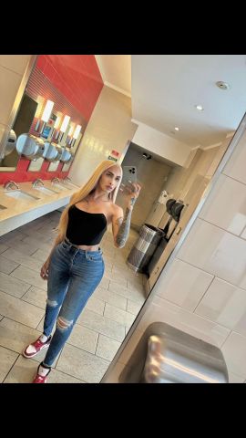 Shanalit Fox