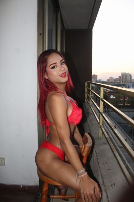 IVONNY ECUATORIANA
