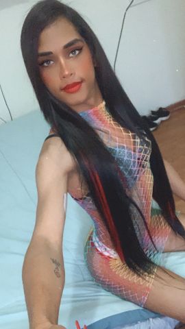 IVONNY ECUATORIANA
