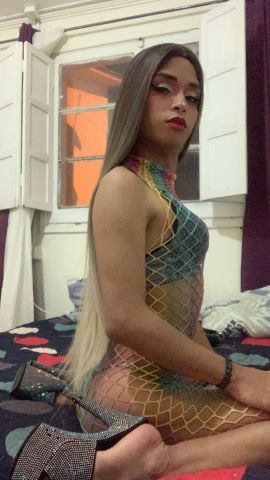 IVONNY ECUATORIANA