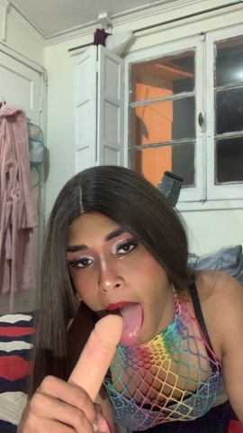 IVONNY ECUATORIANA