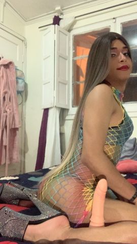 IVONNY ECUATORIANA